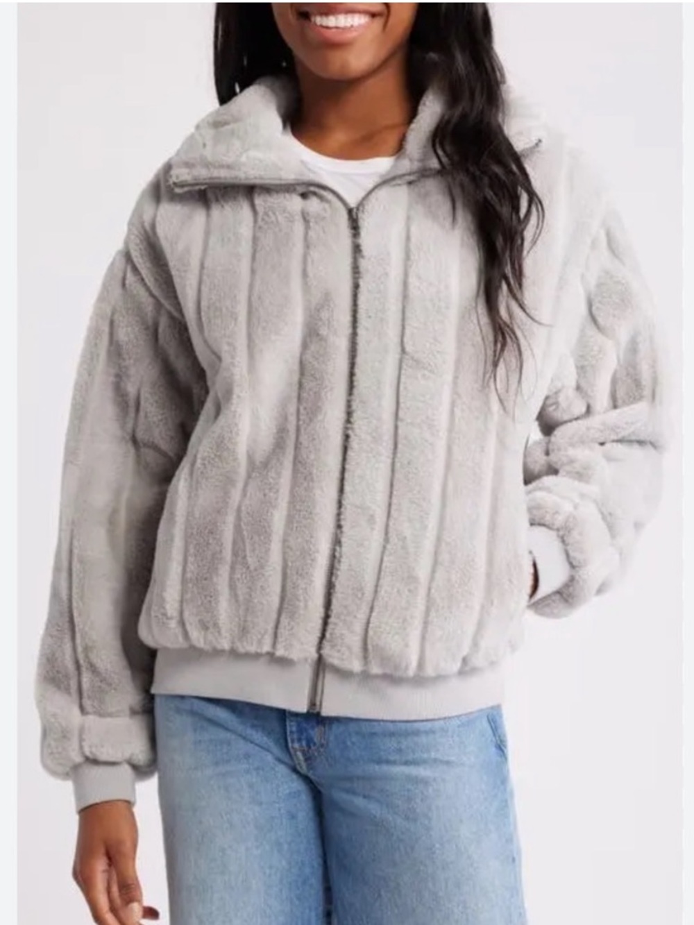 NWT Thread & Supply Gray Faux Fur Zip Jacket Cozy Soft Size M